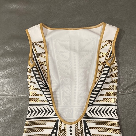 Va Va Boom Vintage Black and Gold Patterned Backless Dress size M - Picture 4 of 6